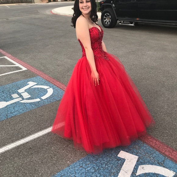 Ball gown - Picture 2 of 2